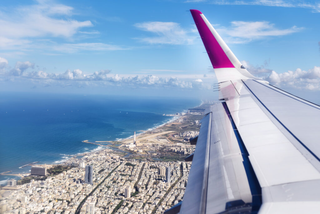 Flight Time from Miami to Curaçao